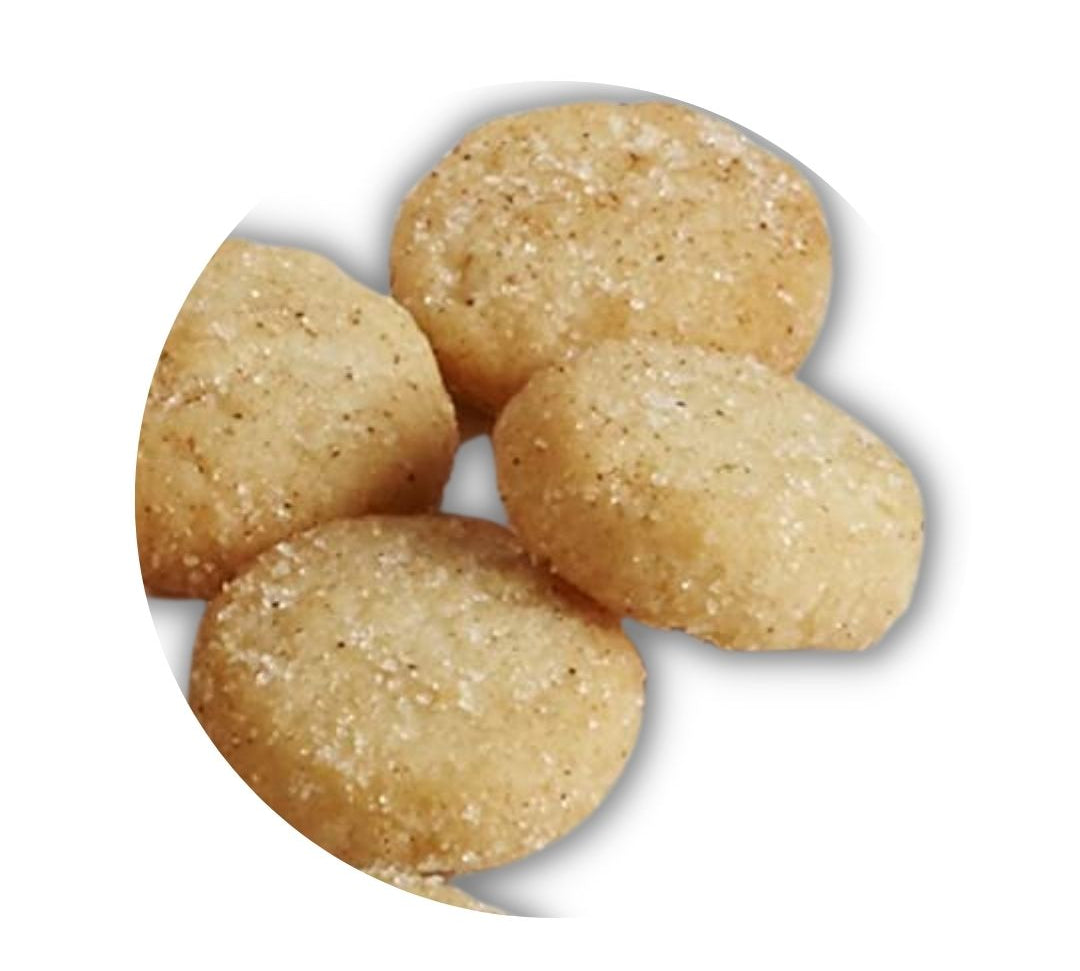 Tiny shortbread cookies in cinnamon & sugar flavor.